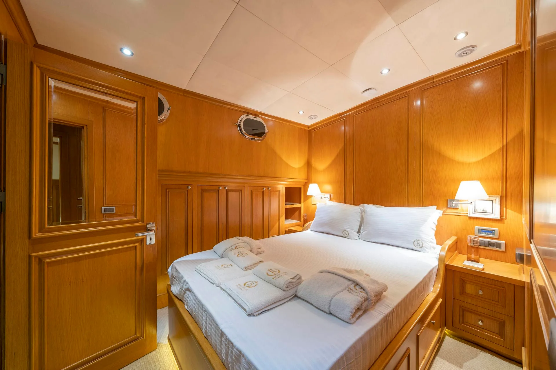 Babylon yacht interior or exterior view