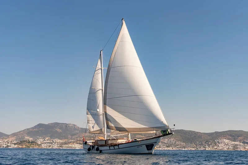 Babylon yacht interior or exterior view