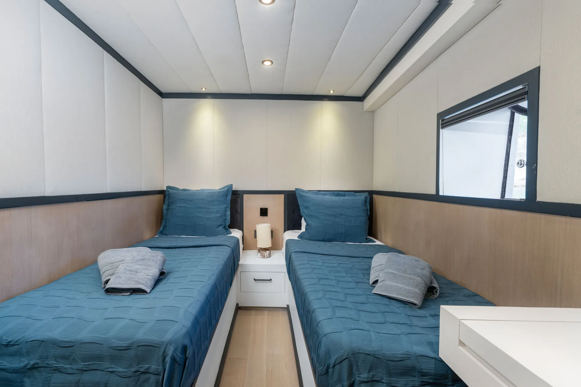Calm Down yacht interior or exterior view