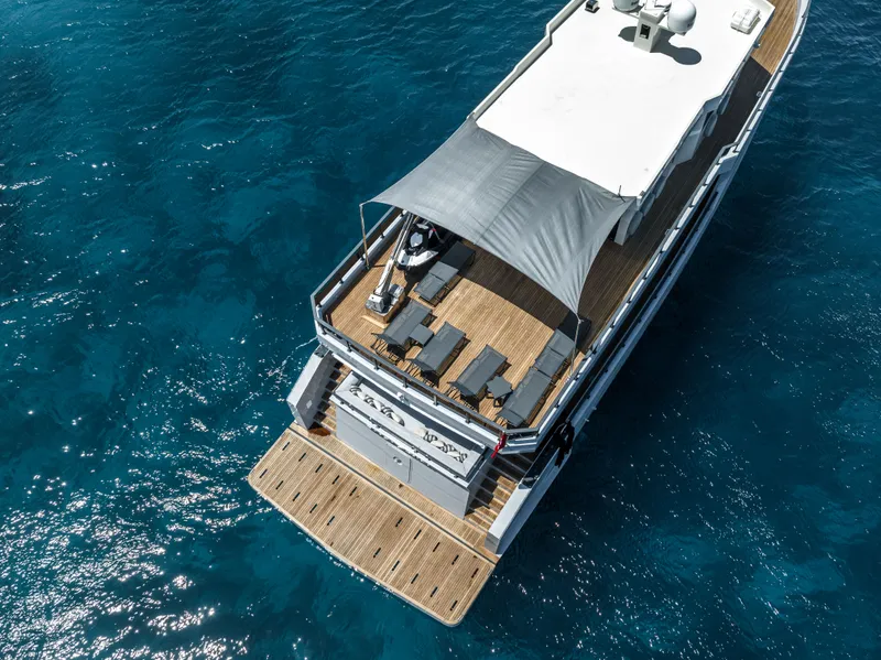 Calm Down yacht interior or exterior view