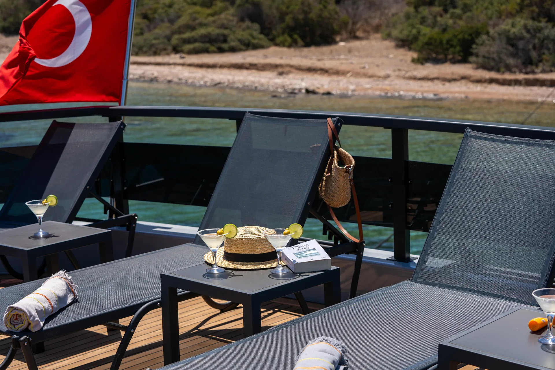 Calm Down yacht interior or exterior view