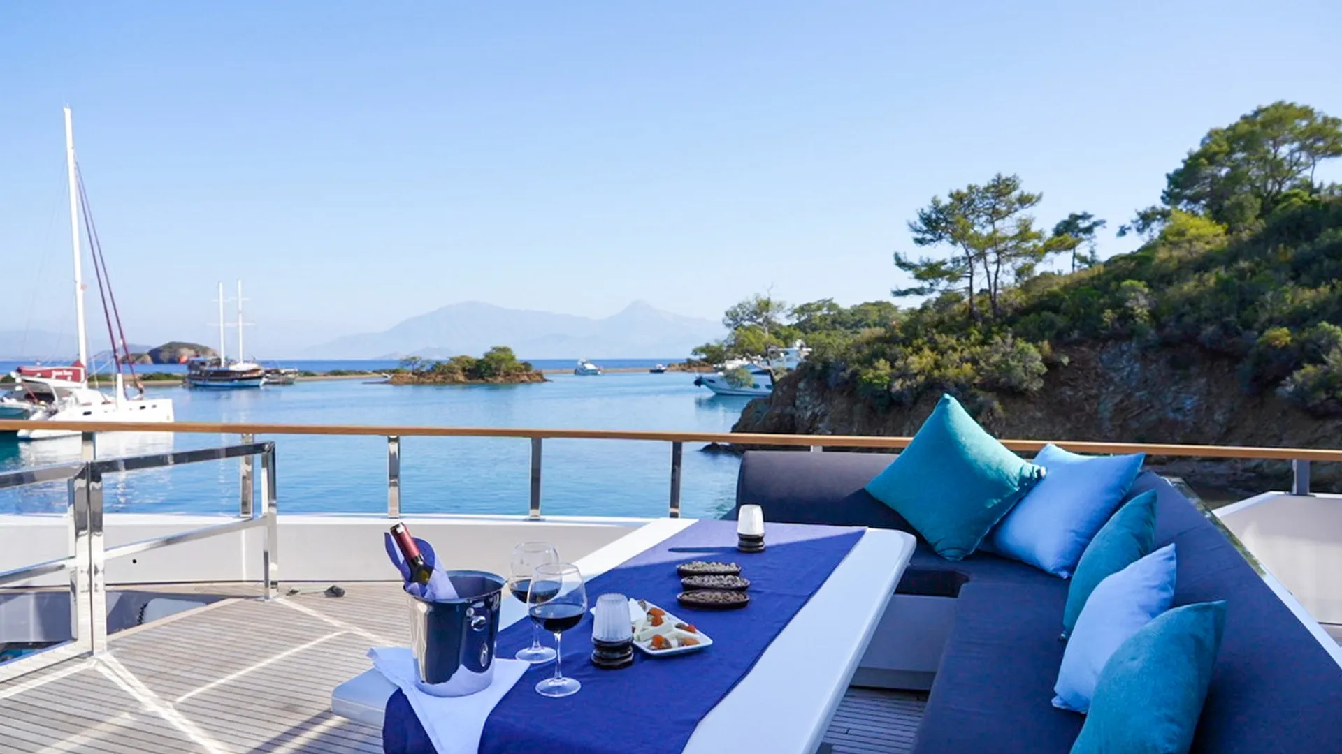 Cinar Yildizi yacht interior or exterior view