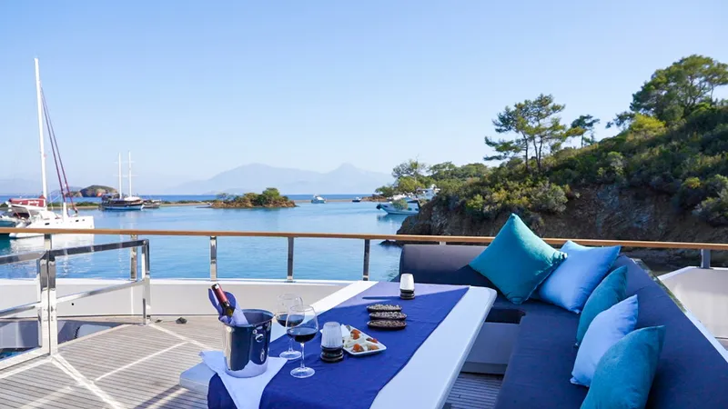 Cinar Yildizi yacht interior or exterior view