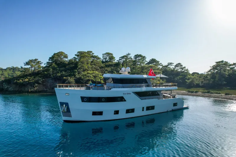 Cinar Yildizi yacht interior or exterior view