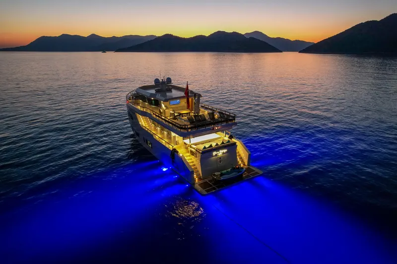 Cinar Yildizi yacht interior or exterior view