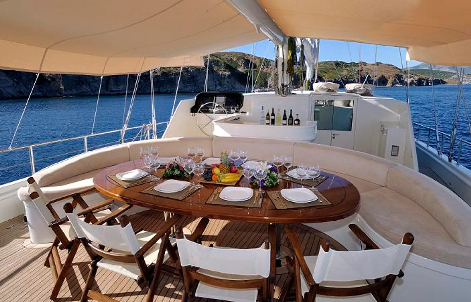 Dolce Mare yacht interior or exterior view