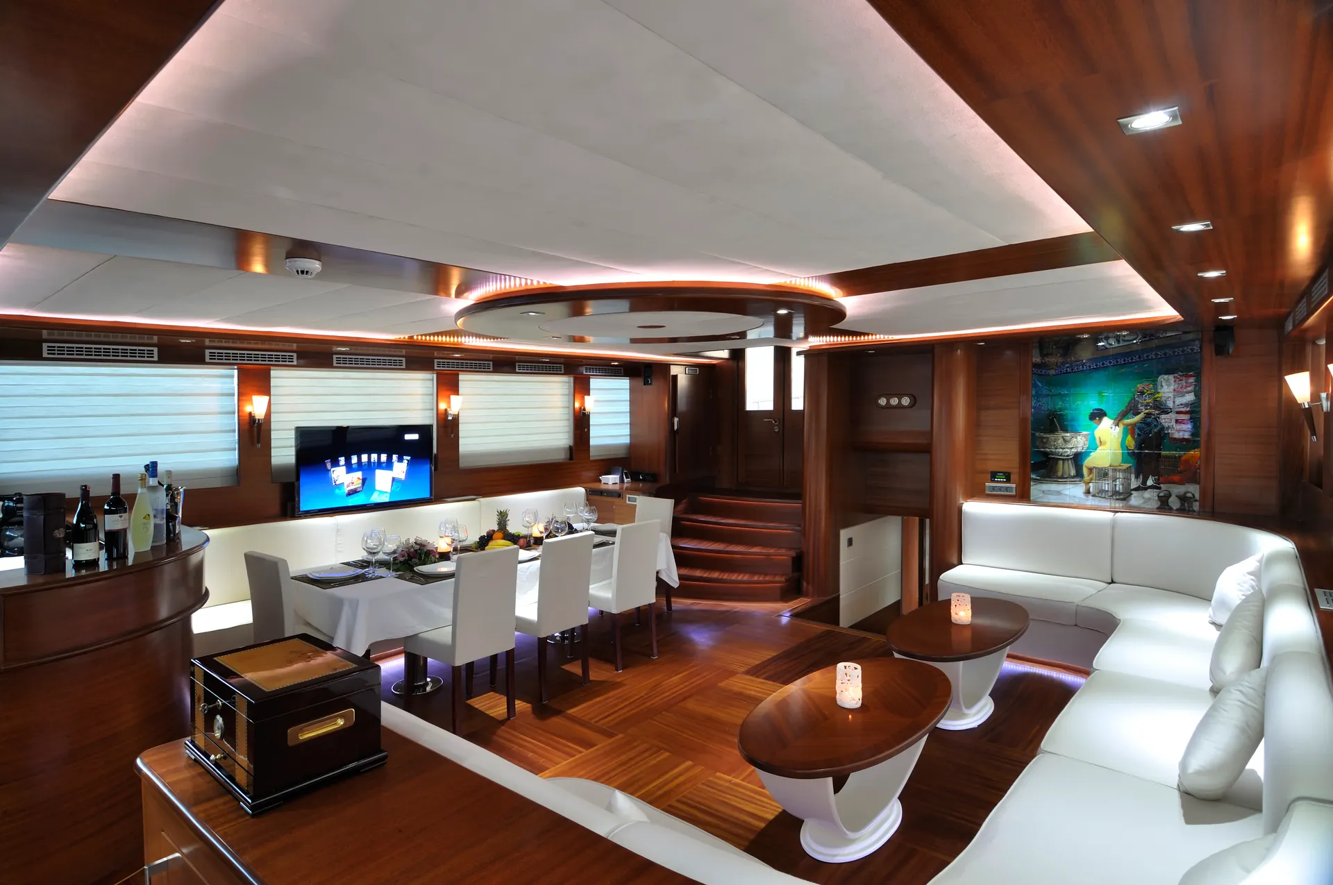 Dolce Mare yacht interior or exterior view
