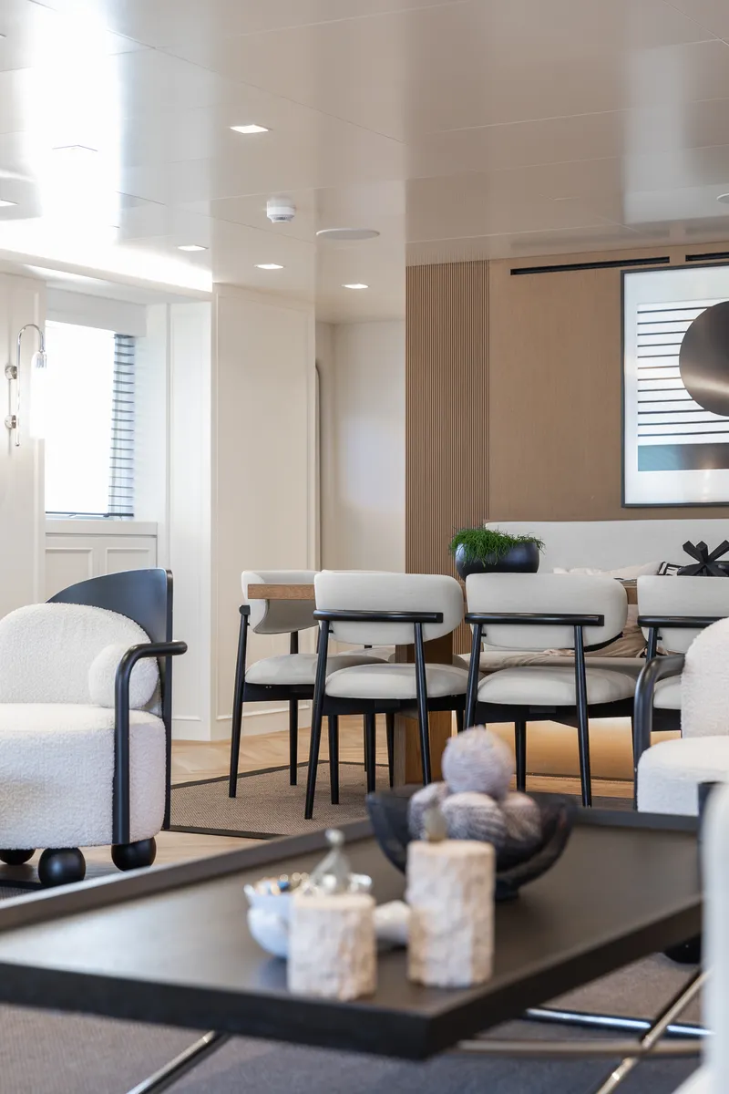 Illusion II yacht interior or exterior view