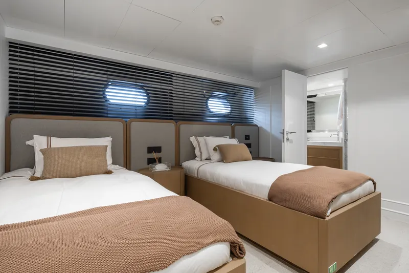 Illusion II yacht interior or exterior view