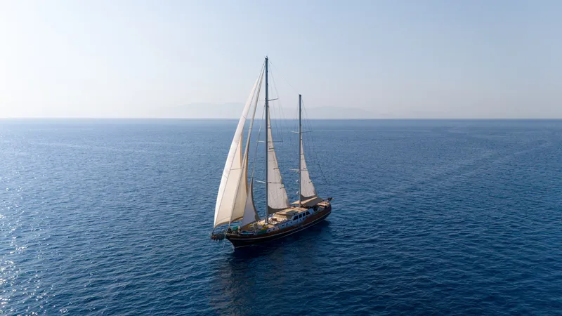 La Bella Vita yacht