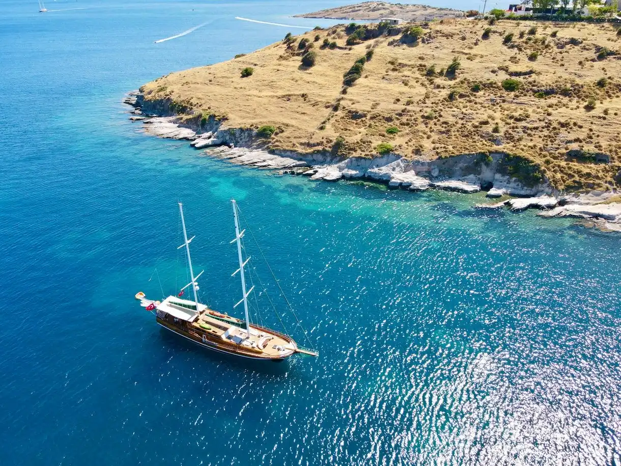 Lady Christa yacht aerial view