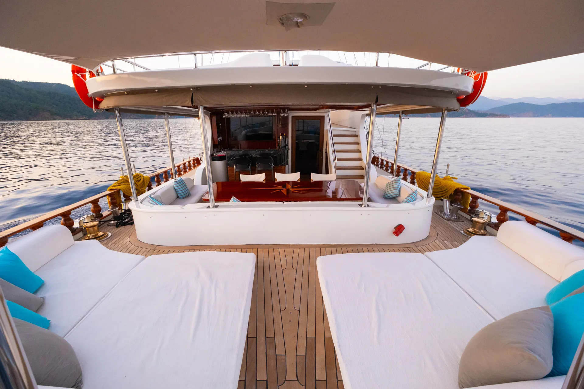 Luce Del Mare yacht interior or exterior view