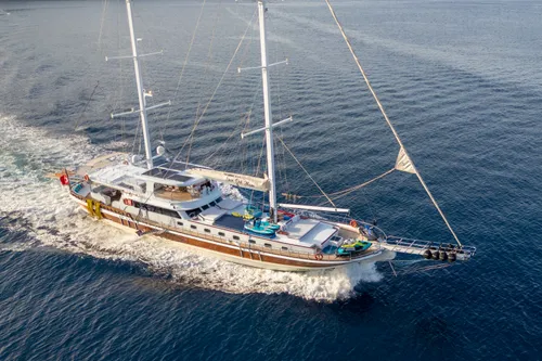 Luce Del Mare yacht