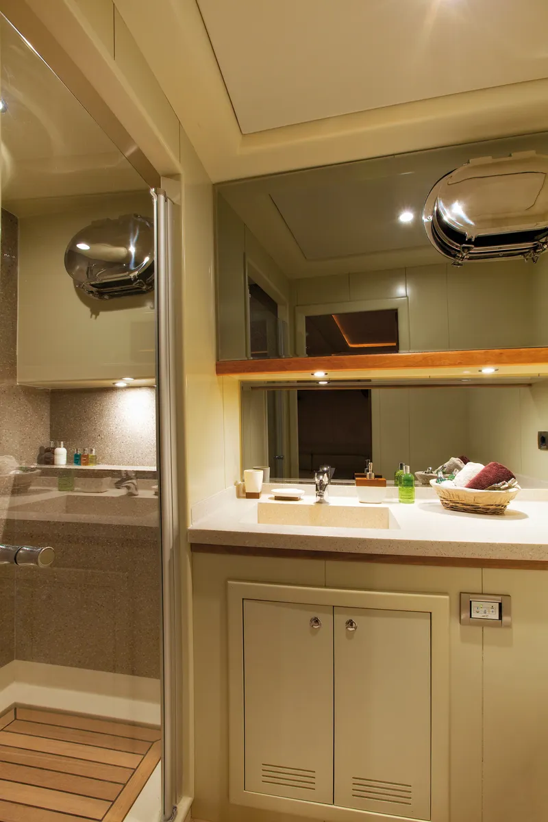 Miss Be yacht interior or exterior view