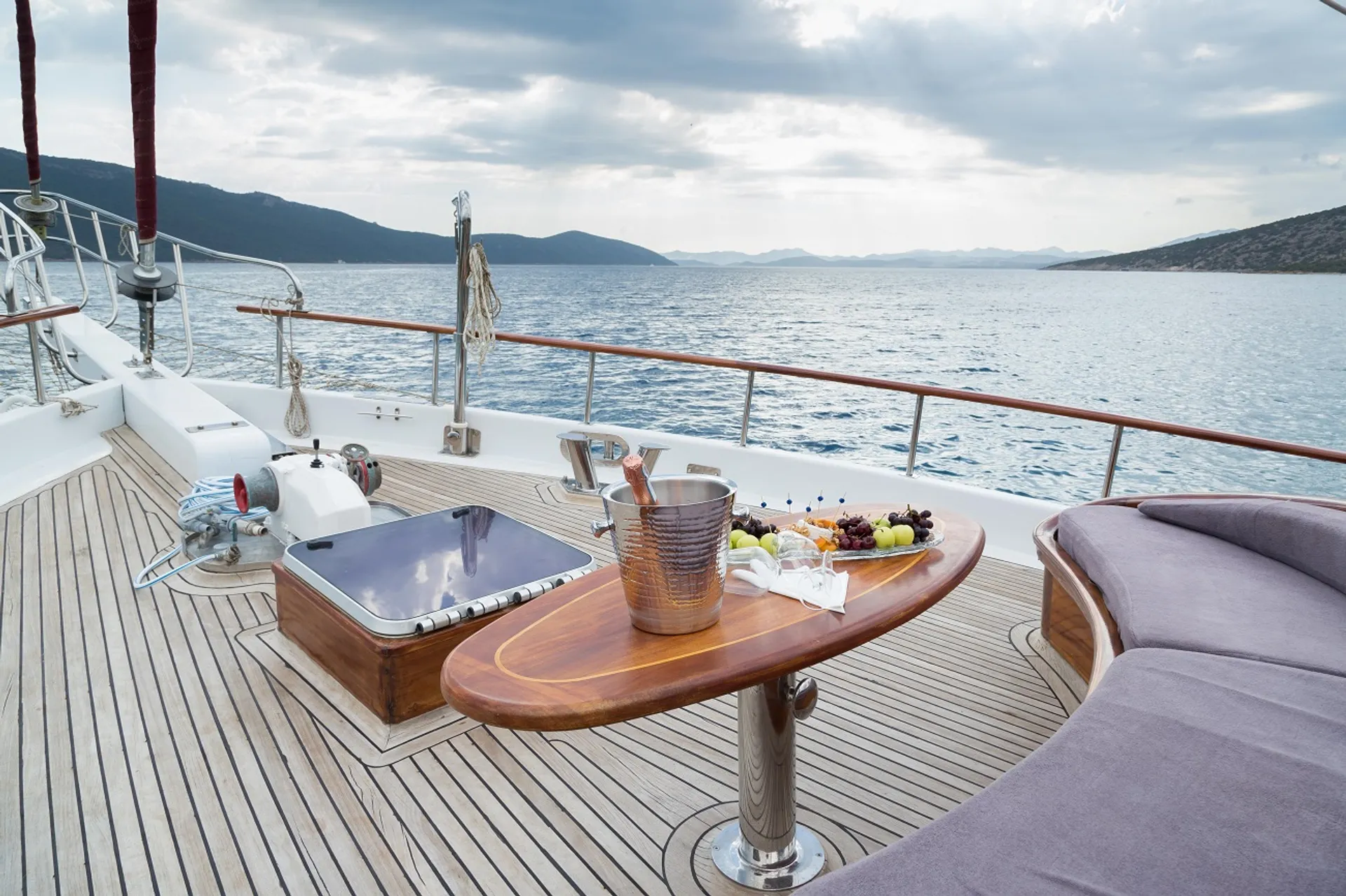 Primadonna yacht interior or exterior view