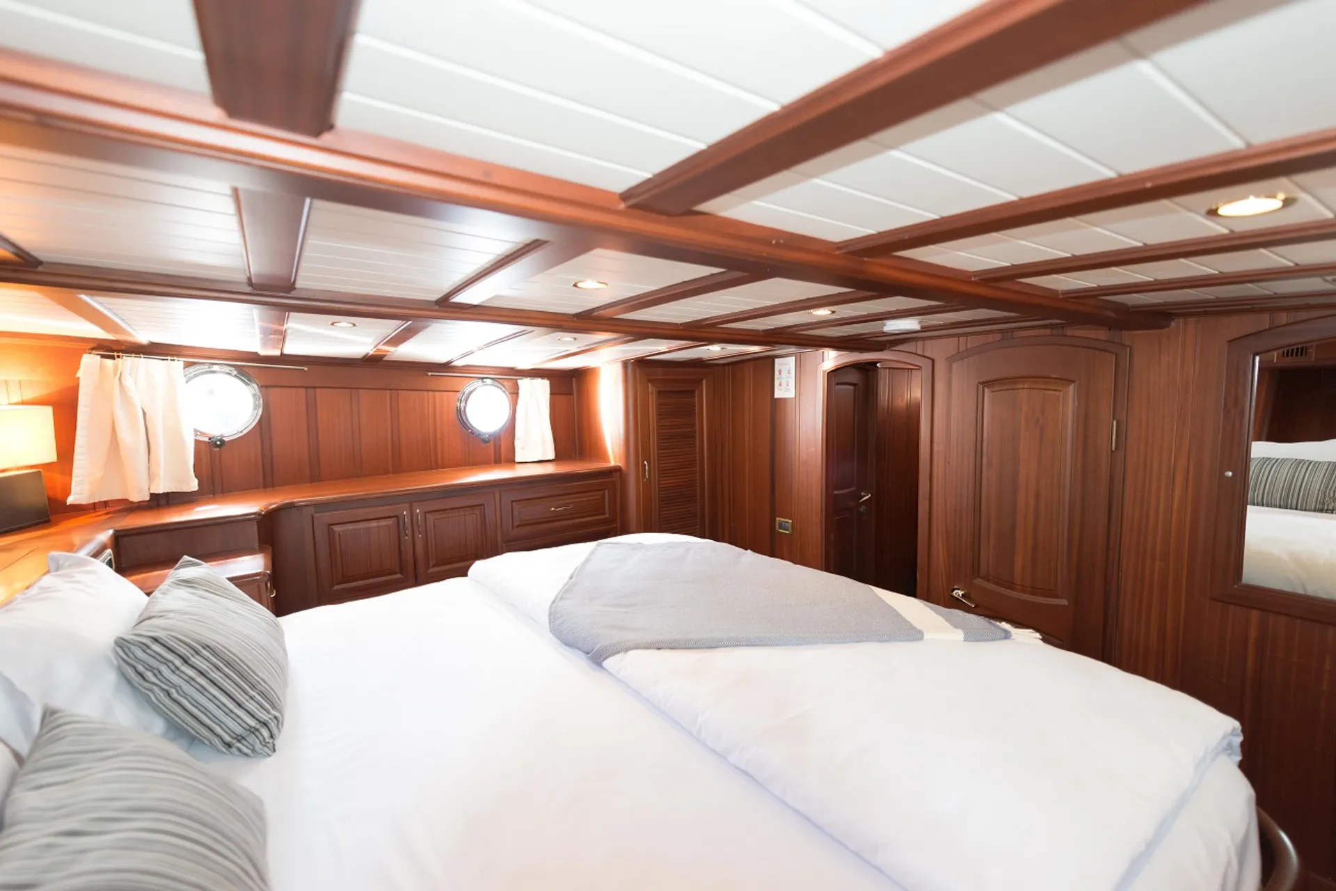 Primadonna yacht interior or exterior view