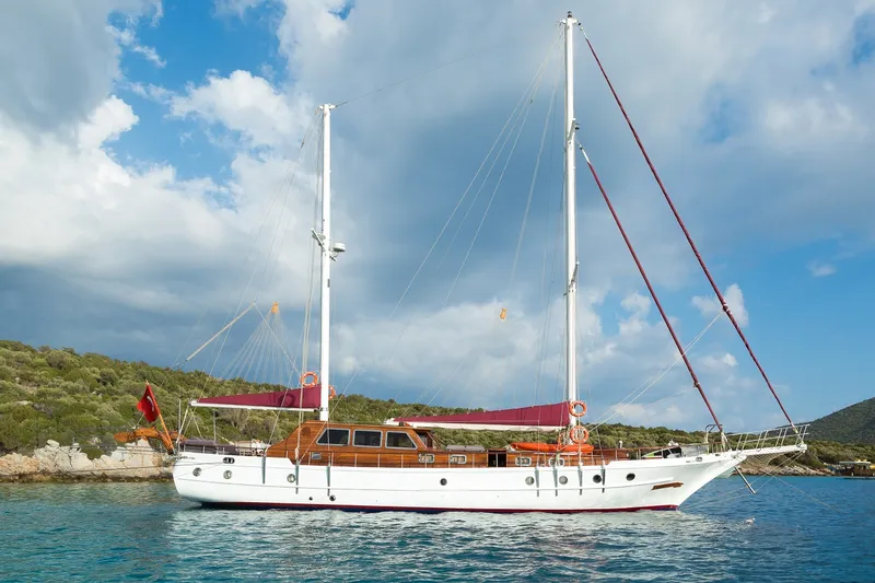 Primadonna yacht interior or exterior view