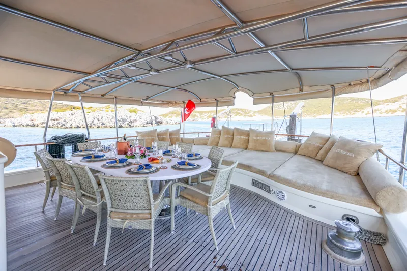 Queen Of Sea yacht interior or exterior view