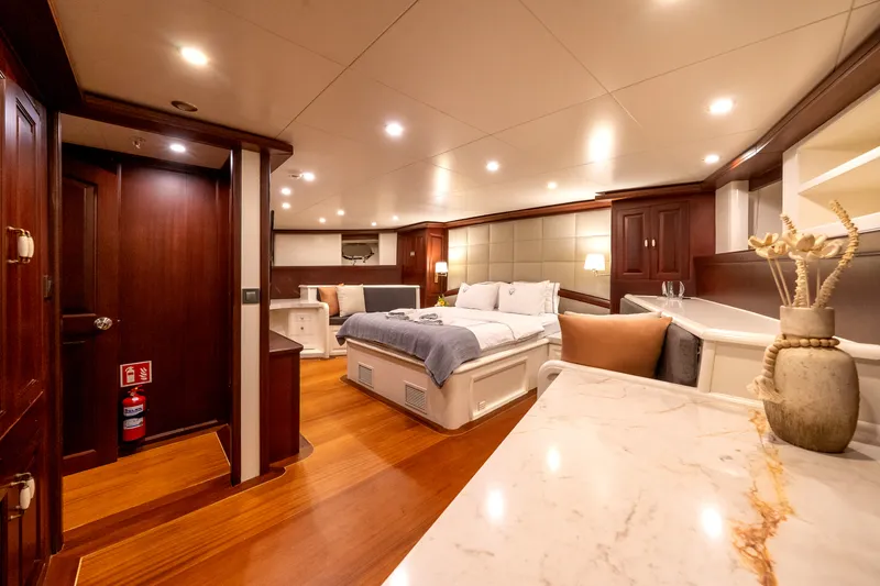 Virtuoso yacht interior or exterior view