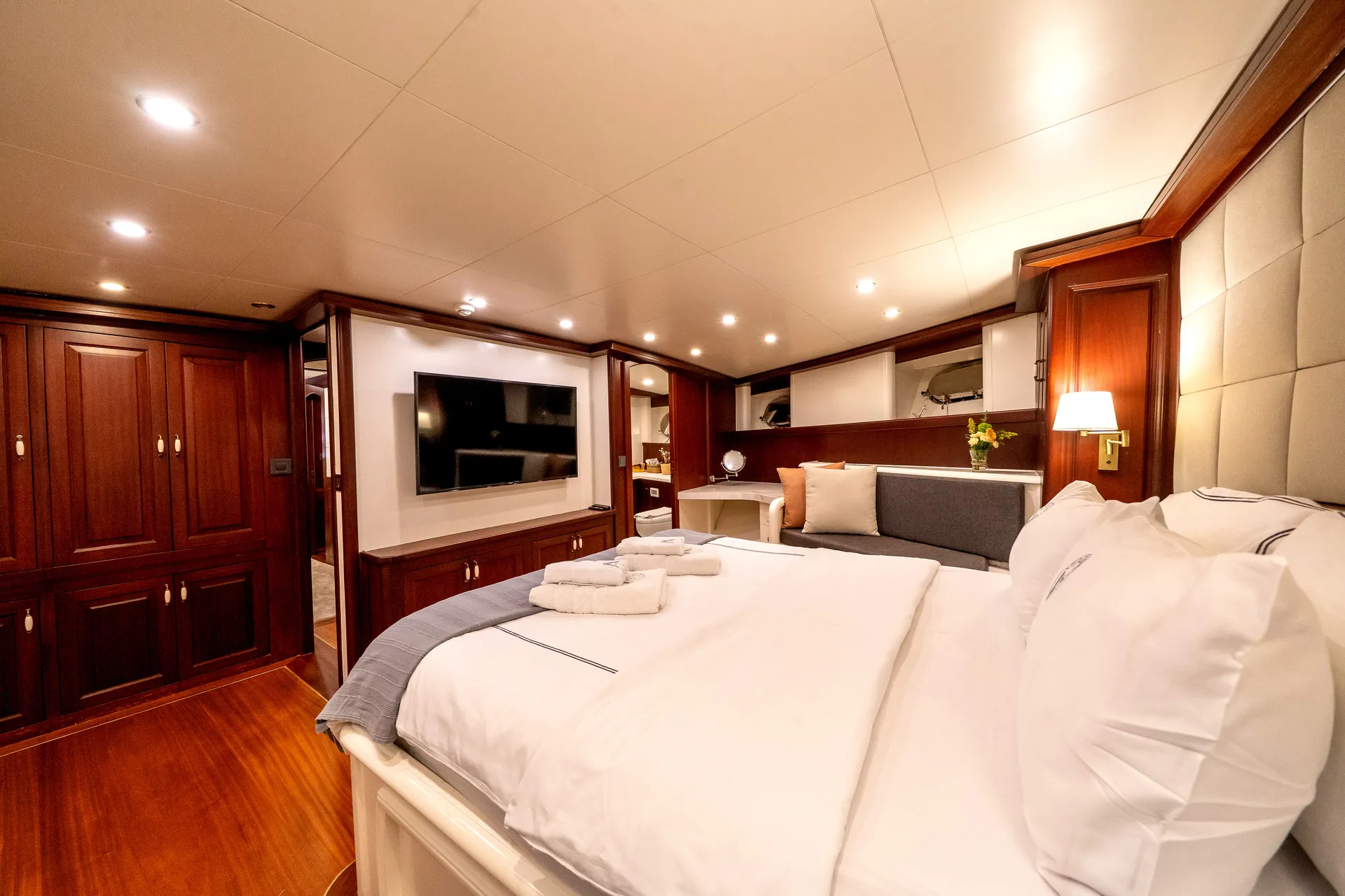 Virtuoso yacht interior or exterior view